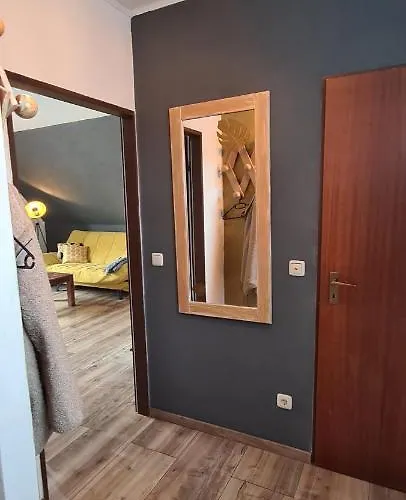 Aaron Iv Inkl Bettwaesche Handtuecher Endreinigung